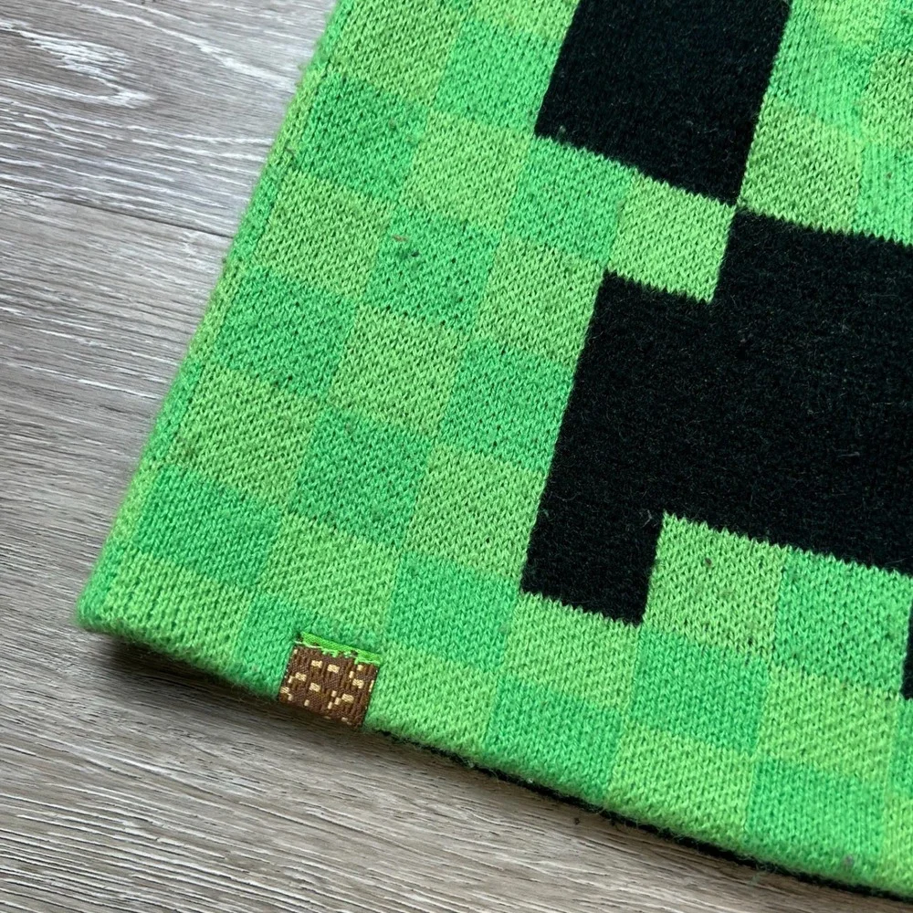 Jinx Minecraft Creeper Beanie Unisex OS Green Checkered Pixel Gamer Knit Hat